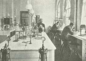 Biokemisk laboratorium.